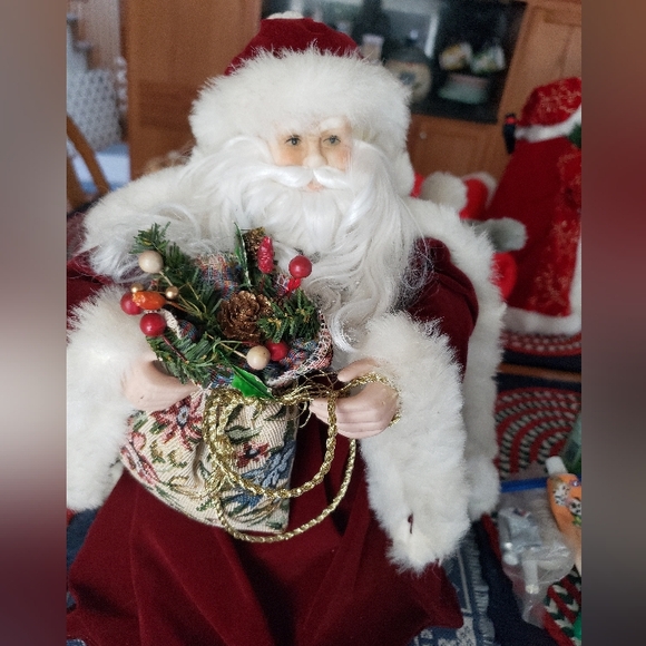 SANTA CLAUS TREE TOP  Are on the TABLE - Picture 7 of 13